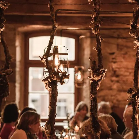 Mueller! Weingut & Weinhotel Hammelburg